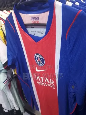Jezi ya Nyumbani ya Paris Saint-Germain 2026/27