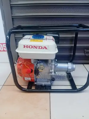 Honda 45mm Petrol Concrete Vibrator with Poker Hose