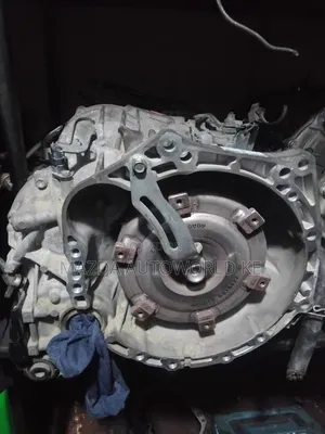 Gearbox ya Toyota Vitz 1KR/2SZ