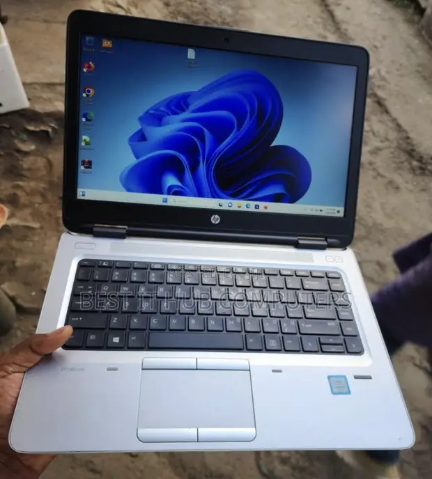 HP ProBook 640 G2 Core i5 8GB RAM 256GB SSD - 1