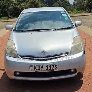 Toyota Prius 2009 Nyeupe