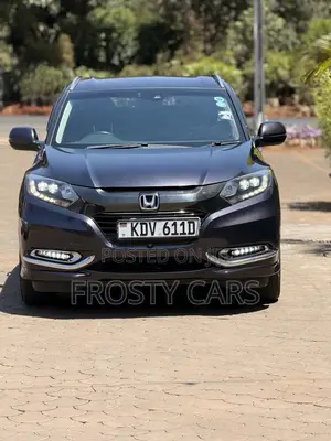 Honda Vezel 1.5 Hybrid 4WD 2018 Kijivu
