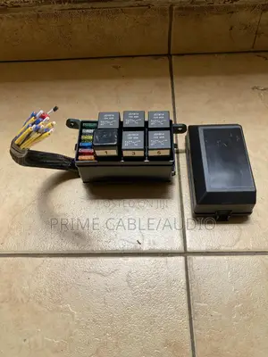 12V 6-Relay Automotive Fuse Relay Distribution Box