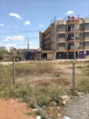 Kiwanja Kizuri cha Biashara Mbele ya Hospitali ya Wanawake Nairobi, Barabara ya Namanga