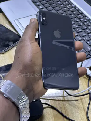 Apple iPhone XS 64GB Black (Refurbished)