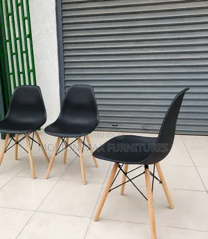 Kiti cha Eames Nyeusi cha Accent