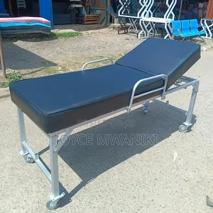 Kitanda cha Uchunguzi cha Hospitali chenye Magurudumu