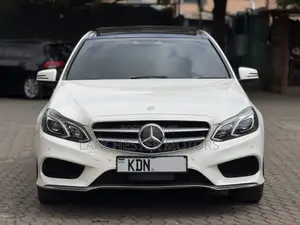 Mercedes-Benz E250 2015 Nyeupe