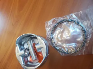 Piston ya Koshin R180