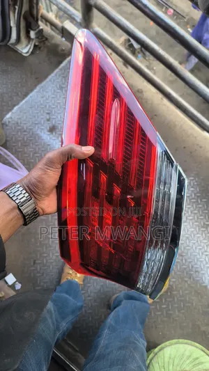 Toyota Crown 2014 Right Backlight