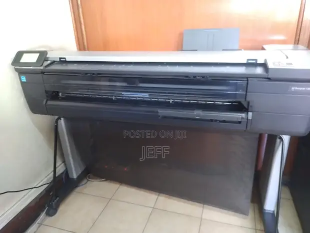 HP DesignJet T830 Plotter - 1