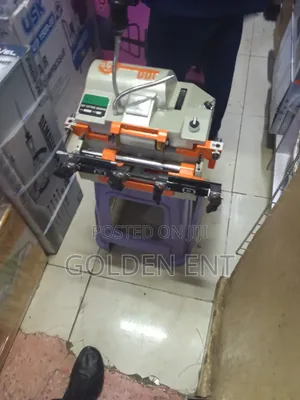 Mashine Nzito ya Kukata Funguo (DF100E)