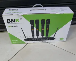 BNK BK8400 4-Channel UHF Wireless Microphone System