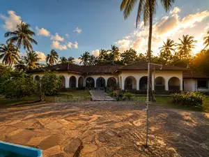 Villa Yenye Samani Vyumba 4 Watamu, Kilifi Kaskazini