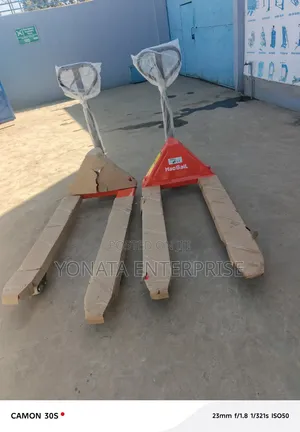 Pallet Truck - Pallet Trolley 3000kg (3T)