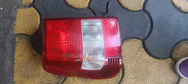 Mitsubishi Pajero Io Taillight - 1