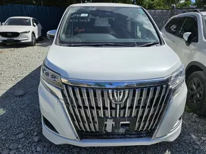 Toyota Esquire 2020 Nyeupe