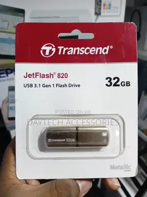 Transcend JetFlash 820G 32GB USB 3.0 Flash Drive Gold