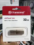Transcend JetFlash 820G 32GB USB 3.0 Flash Drive Gold - 3