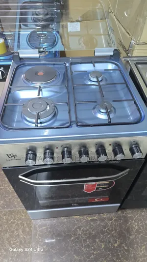 Cooker ya 60x60 Standing yenye Turbo Fan & Food Warmer - KES 33,500