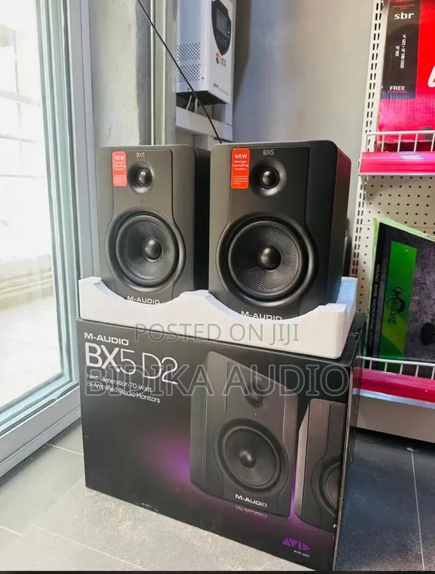 M-Audio BX5 D2 Active Studio Monitors (Pair) - 1