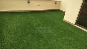 Artificial Grass Carpet for Garden and Outdoor Decoration