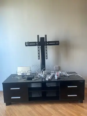 Stendi ya TV yenye Mlima na Nafasi ya Kuhifadhi