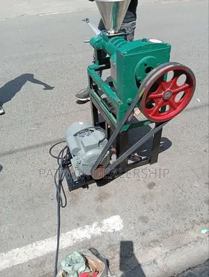 Mashine ya Kukamua Mafuta ya Biashara