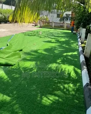 Artificial Grass Matting for Gardens, Patios and Balconies