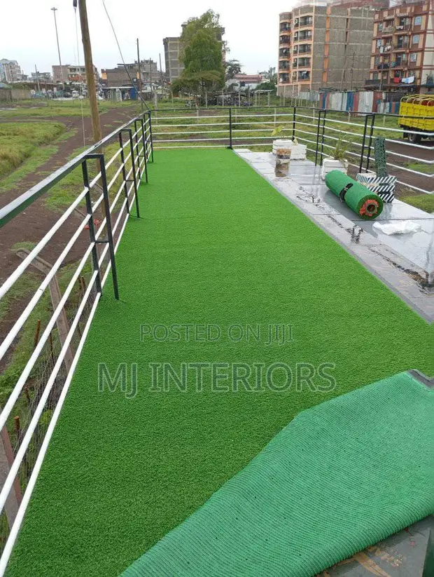 Premium Artificial Turf Mats for Gardens and Outdoor Areas - 1