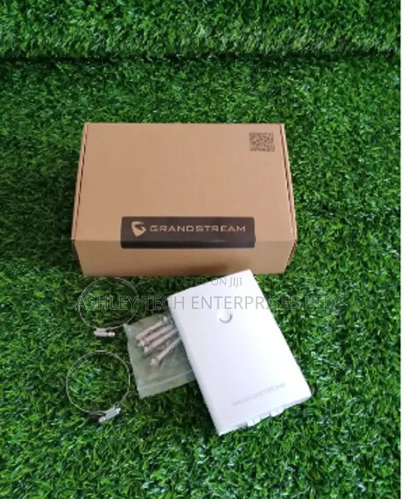 Grandstream GWN7630 200+ User WiFi Access Point - 1