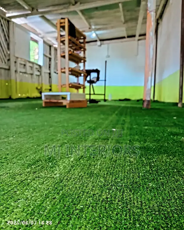 Artificial Turf Grass for Home Landscaping Projects - 1