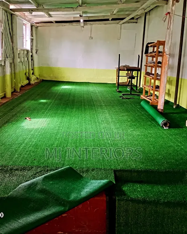 Synthetic Green Grass for Compound, Garden and Balcony Decoration - 1