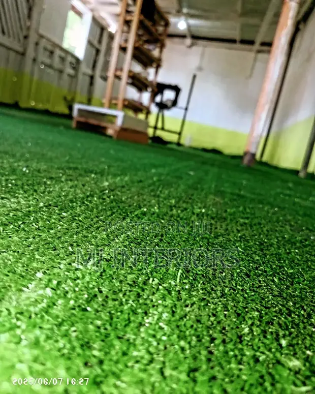 Artificial Grass Carpet for Gardens & Outdoor Areas - 1