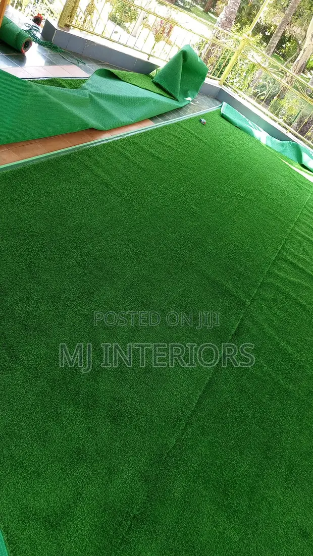 Artificial Grass Carpet for Gardens & Homes - 1