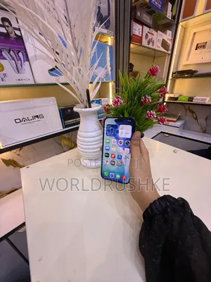 Apple iPhone 15 128GB Nyeusi