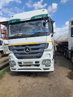 Mercedes-Benz Actros MP3 Truck with 42,000L Tank