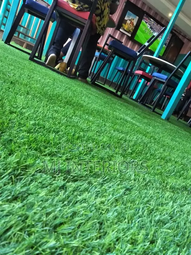 Nyasi Bandia ya Kijani kwa Muundo wa Nje wa Majengo - 1