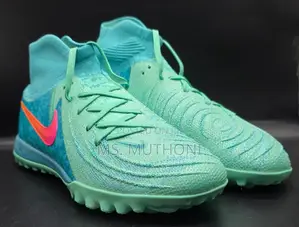 Nike Phantom Luna II Academy TF Football Shoes