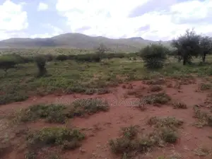 Sehemu ya Ajabu ya Eka 13 ya Nchi ya Kujitegemea kwa Uuzaji – Saikeri, Ngong