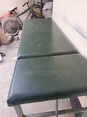 Kitanda cha Daktari cha Kuchunguzwa, Ngozi ya Kijani