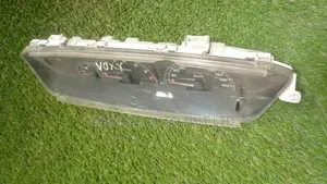 Saa ya Spidomita ya Toyota Voxy Noah