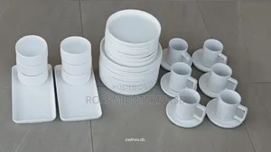 Seti ya Vyombo vya Chakula 32-Pc Nyeupe Matte Stoneware Porcelain ya Ulaya