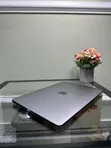 Apple MacBook Pro 2017 8GB Intel Core i5 256GB SSD - 4