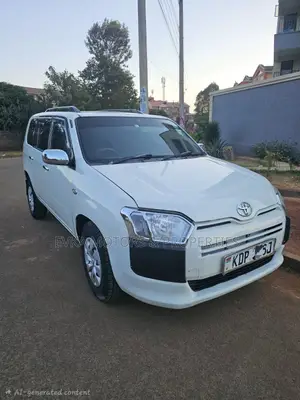 Toyota Succeed SV Premium 2016 Nyeupe