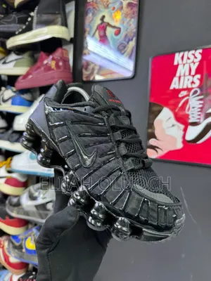 Nike Shox TL Nyeusi