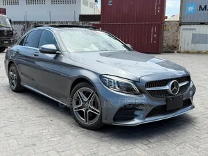 Mercedes-Benz C200 2020 AMG Line