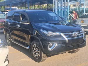 Toyota Fortuner 2.4 D AWD SUV 2019