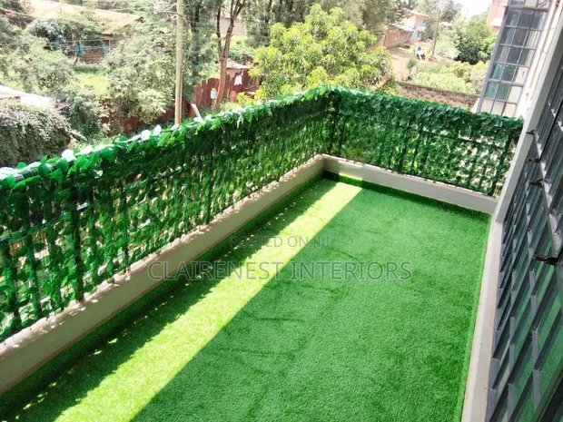 Privacy That Adds Beauty 3m Wide Artificial Privacy Fence - 1
