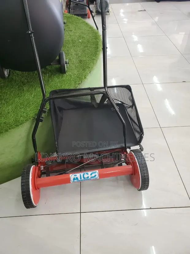 Aico 20 Inches Manual Lawnmower With Grass Catcher Bag - 1